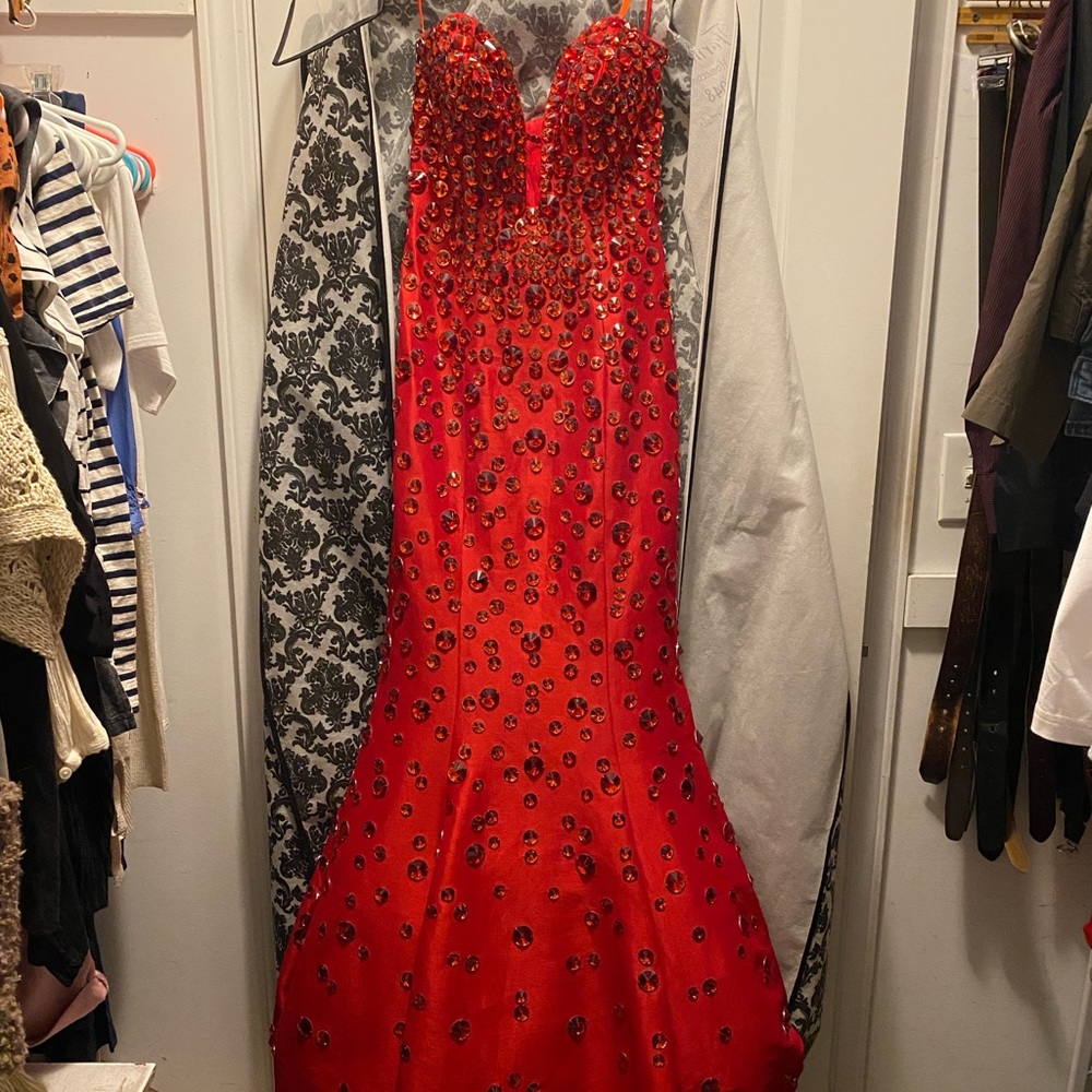 Red Jovani Prom dress Size 0